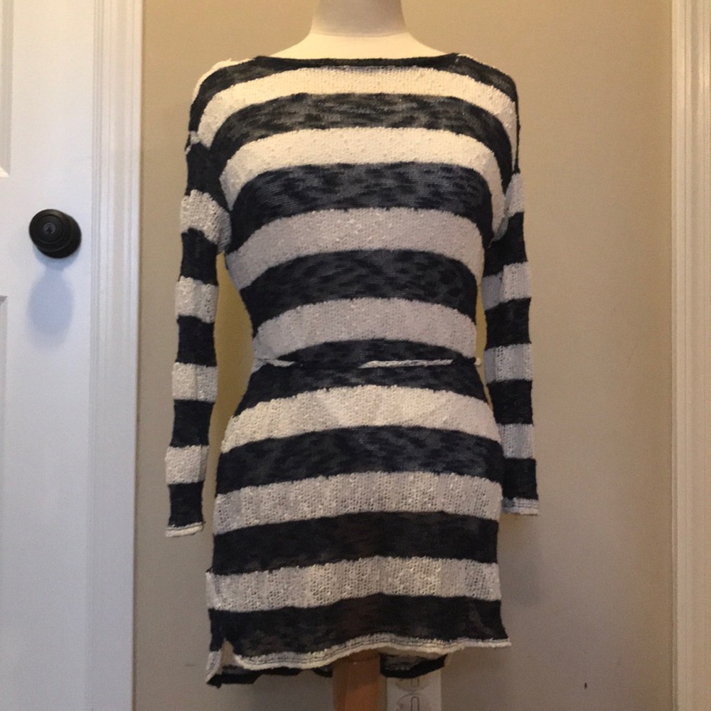 Long sleeve stripped maternity tunic